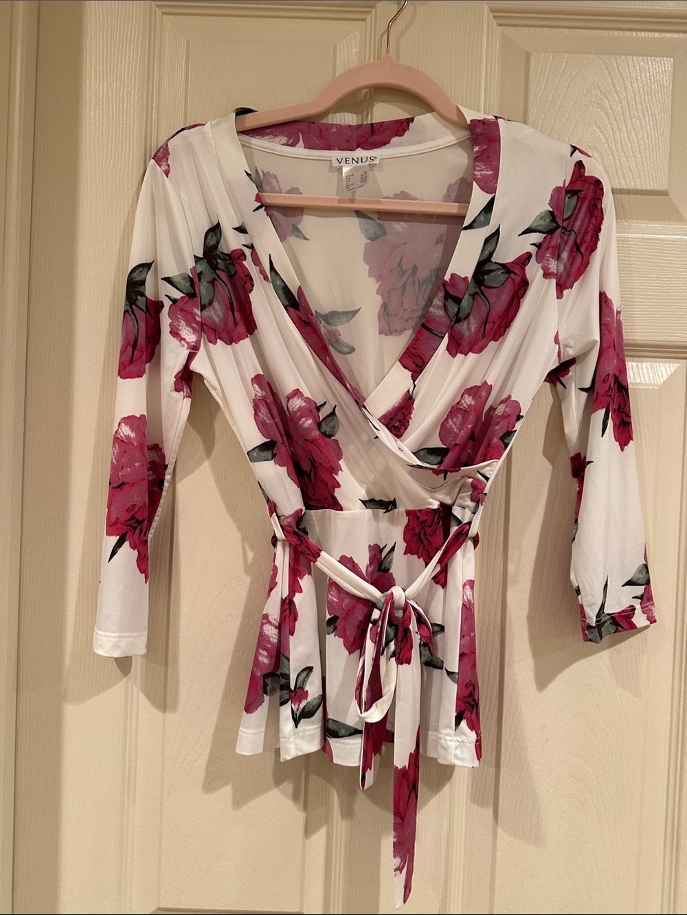 VENUS White Wrap Top with Fuchsia Floral Print
